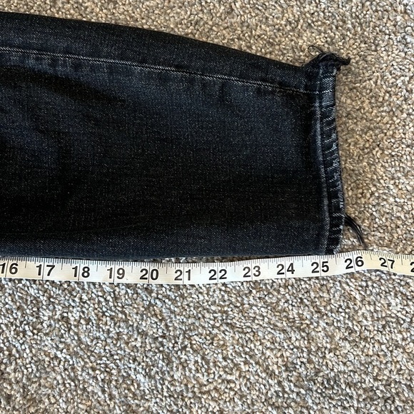 Women’s Black Abercrombie Mom Jeans. Size 28 - Picture 7 of 8